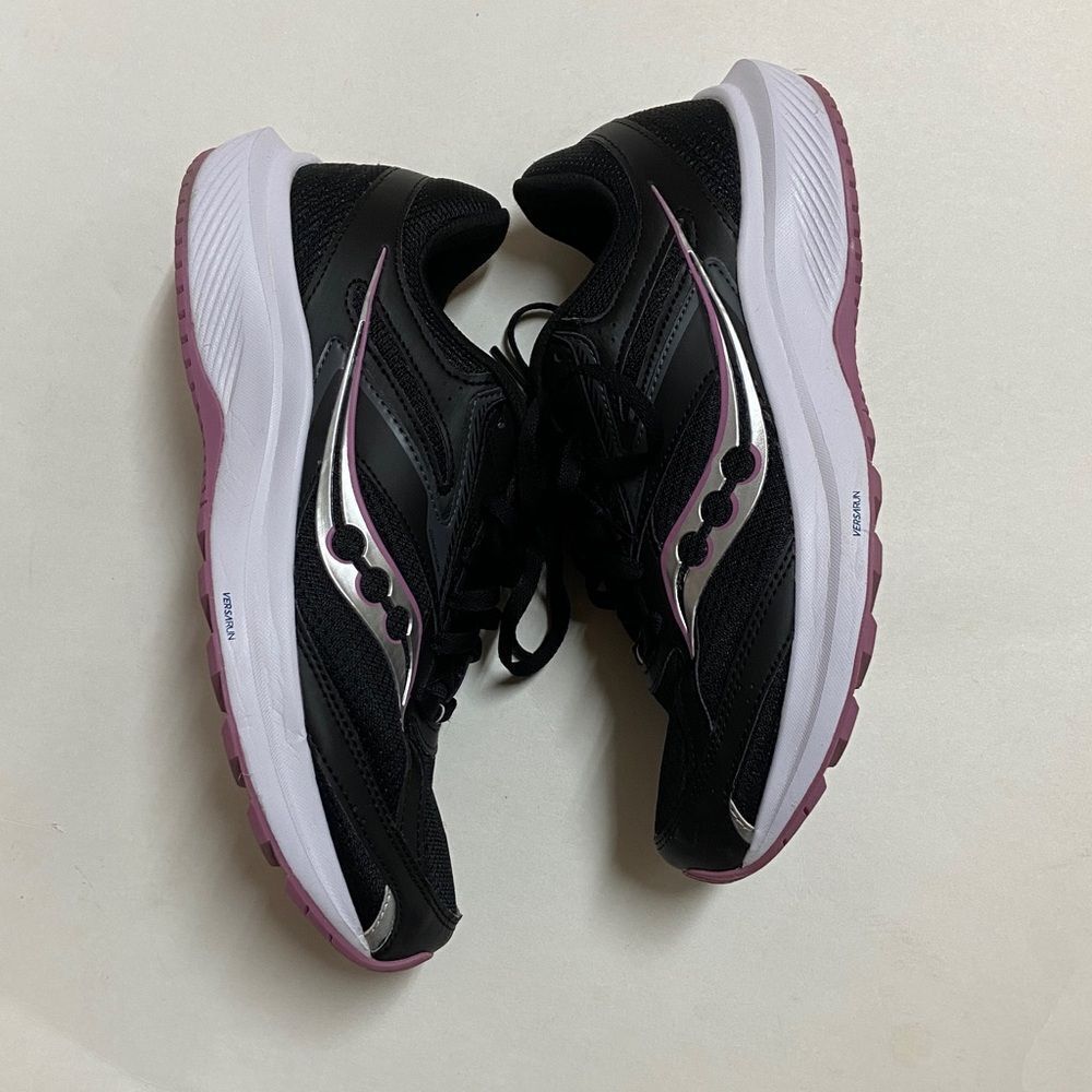 Saucony Cohesion 17 Women's Black and Pink Sneakers Size 9.5W - Picture 4 of 11